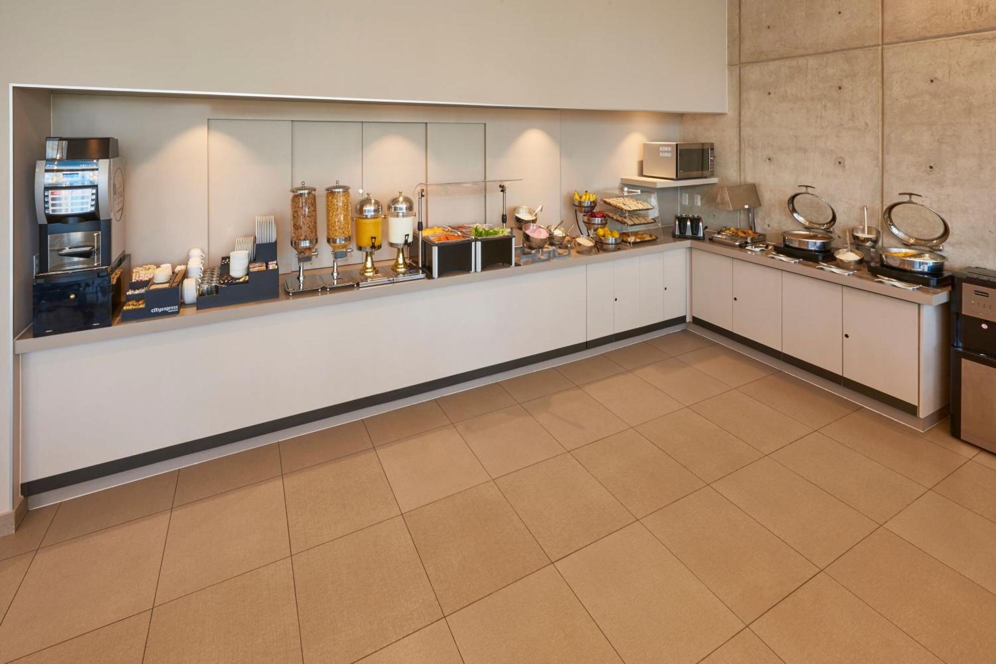 City Express Suites By Marriott Tijuana Rio Ngoại thất bức ảnh